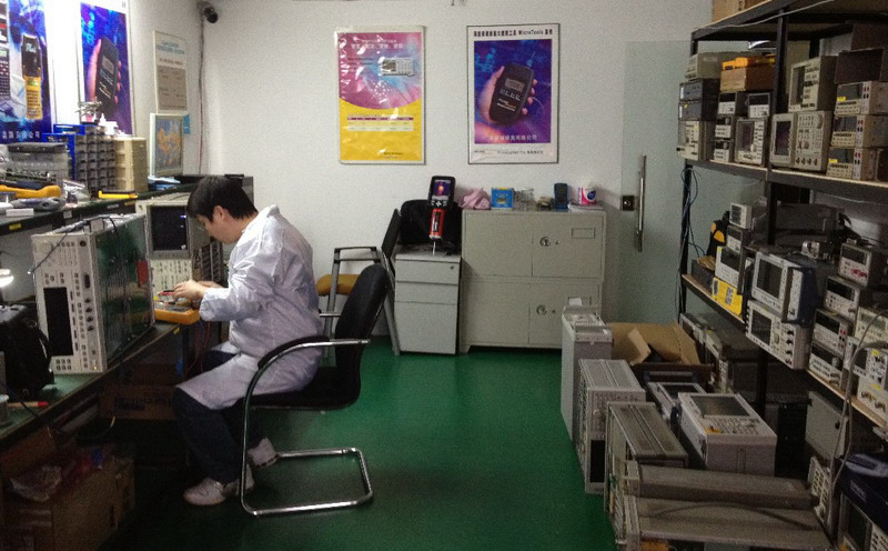 儀表工在修理儀表-http://www.028cx.com/tech/1228.html